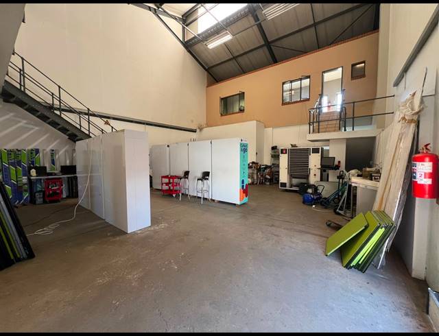 505M² WAREHOUSE TO LET IN HENNOPSPARK